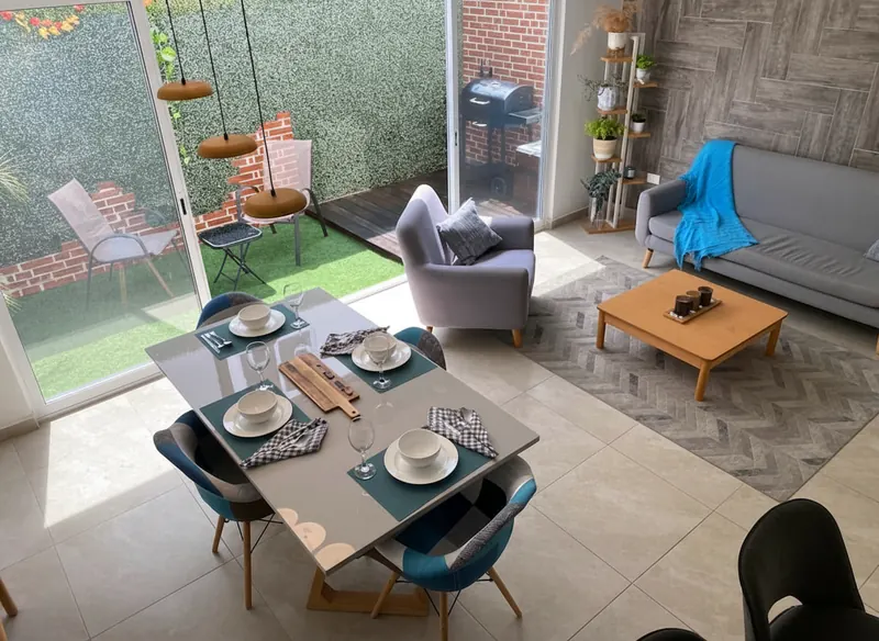 Casa 52 en Cancún: alberca en condominio privado y terraza · foto 1